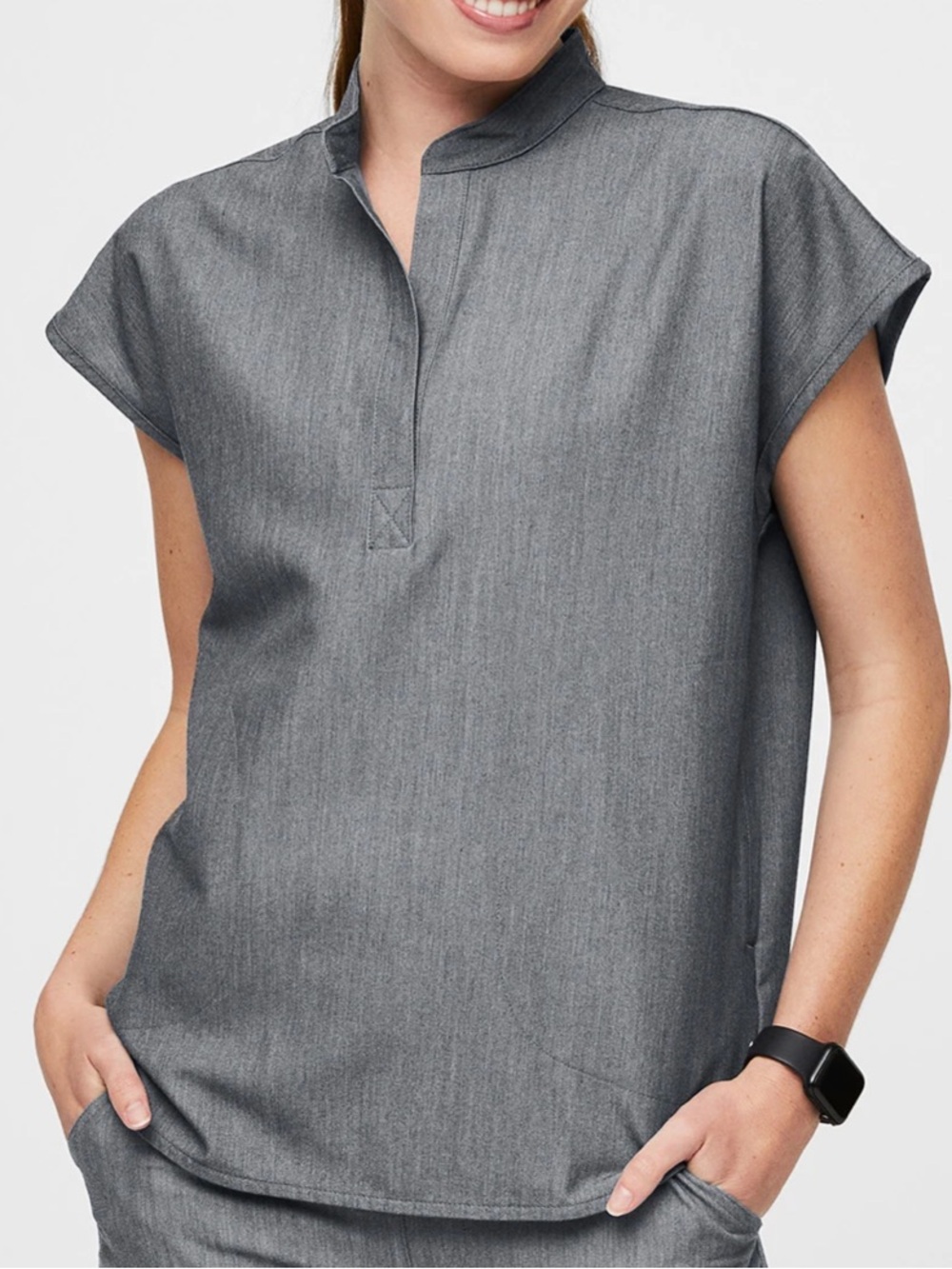 FIGS Women’s Oversized Rafaela Scrub Top | Size M